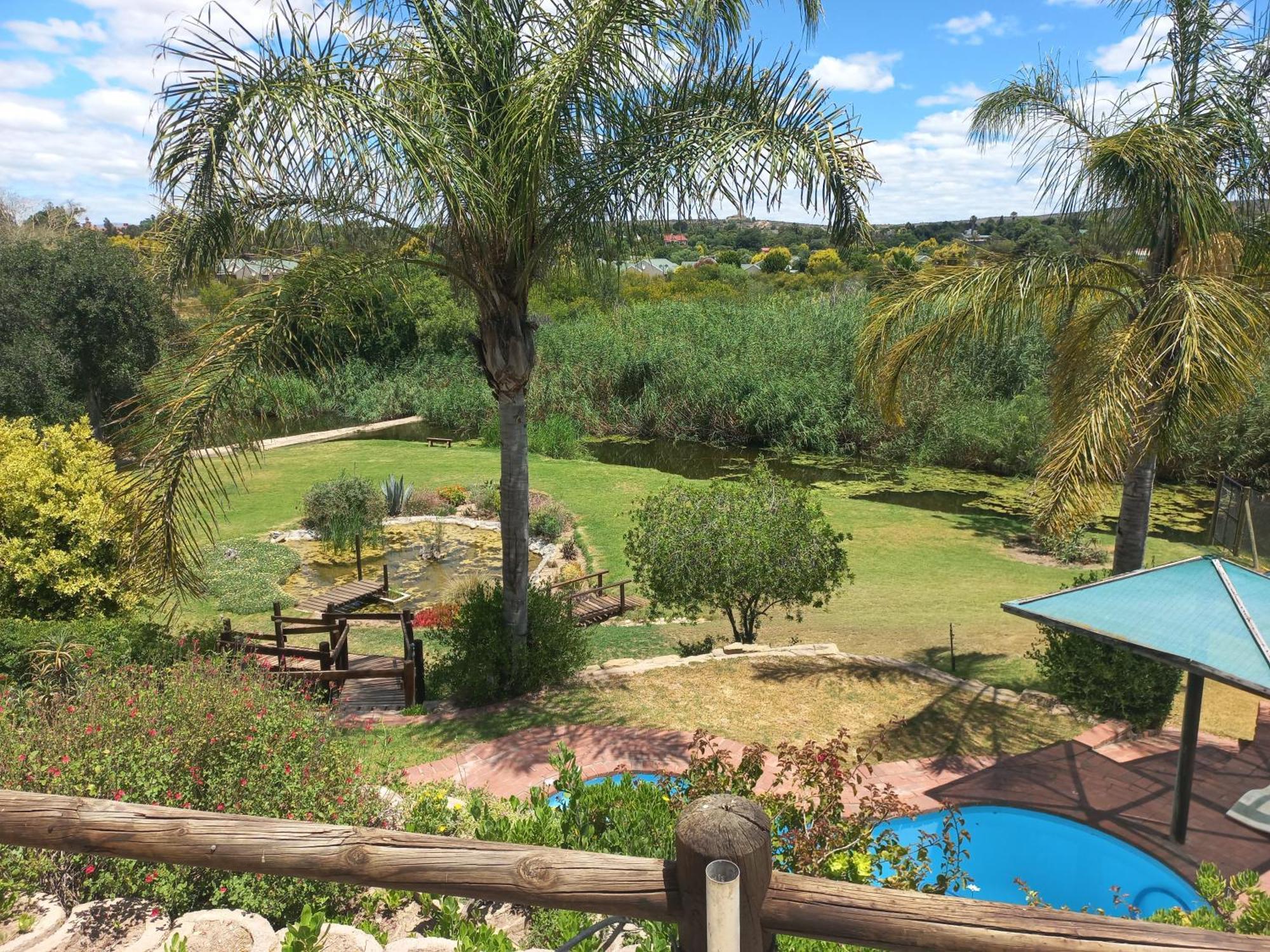 De Oude Yotclub Bed & Breakfast Oudtshoorn Dış mekan fotoğraf